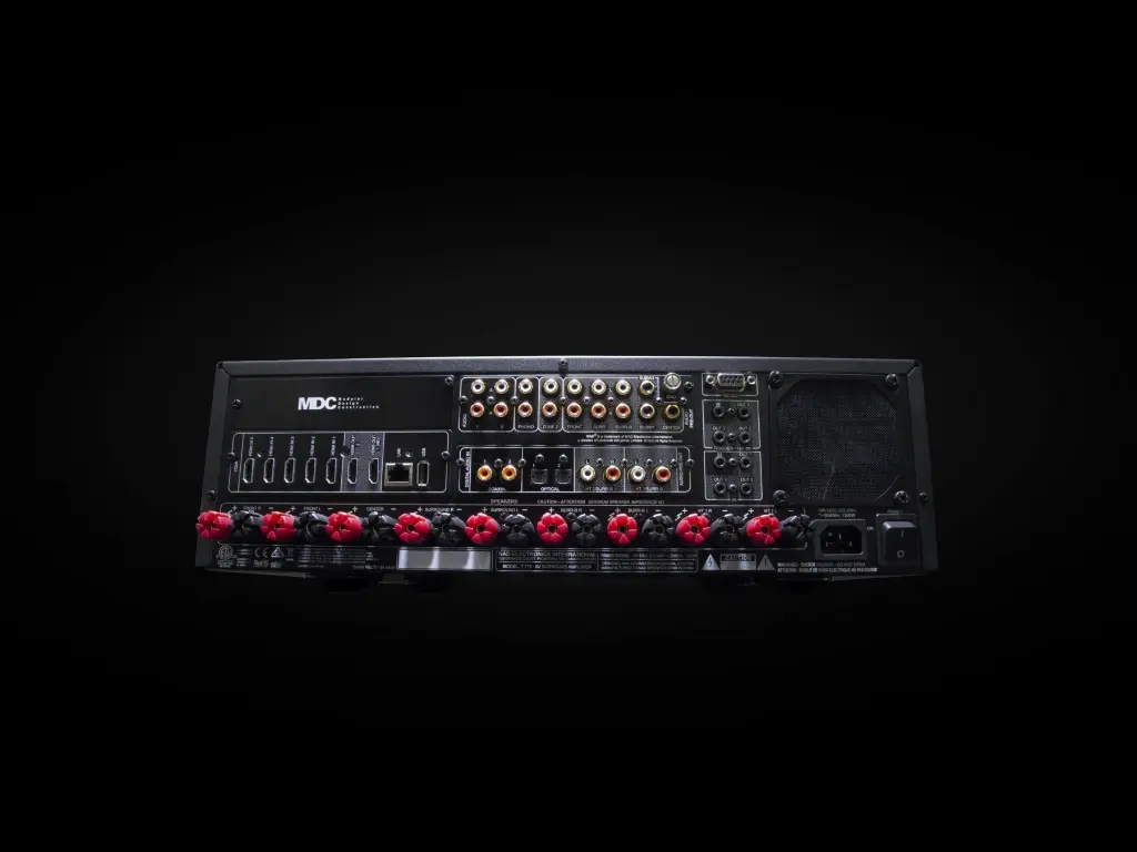 NAD T-778-Rear.webp