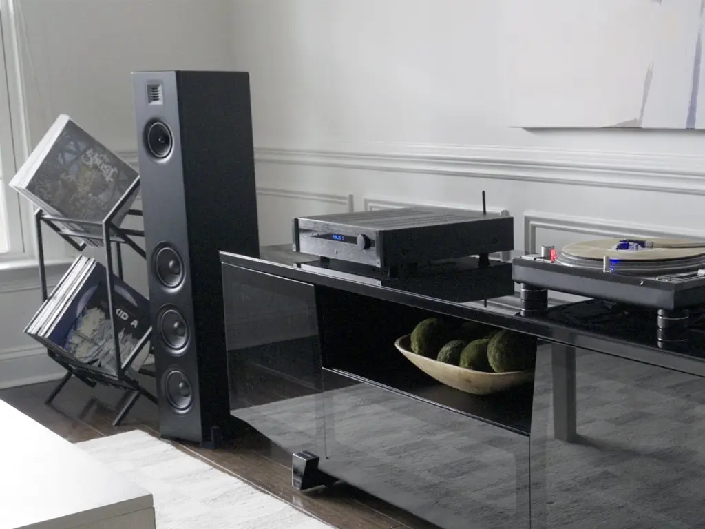 Emotiva XT1 Living room.webp